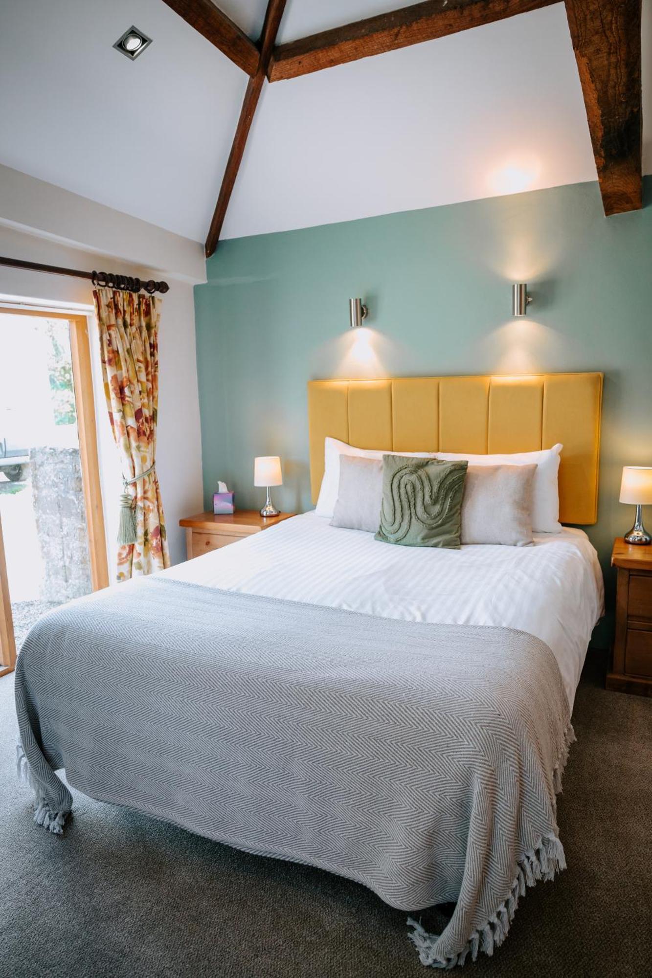 The Granary At Fawsley 4*