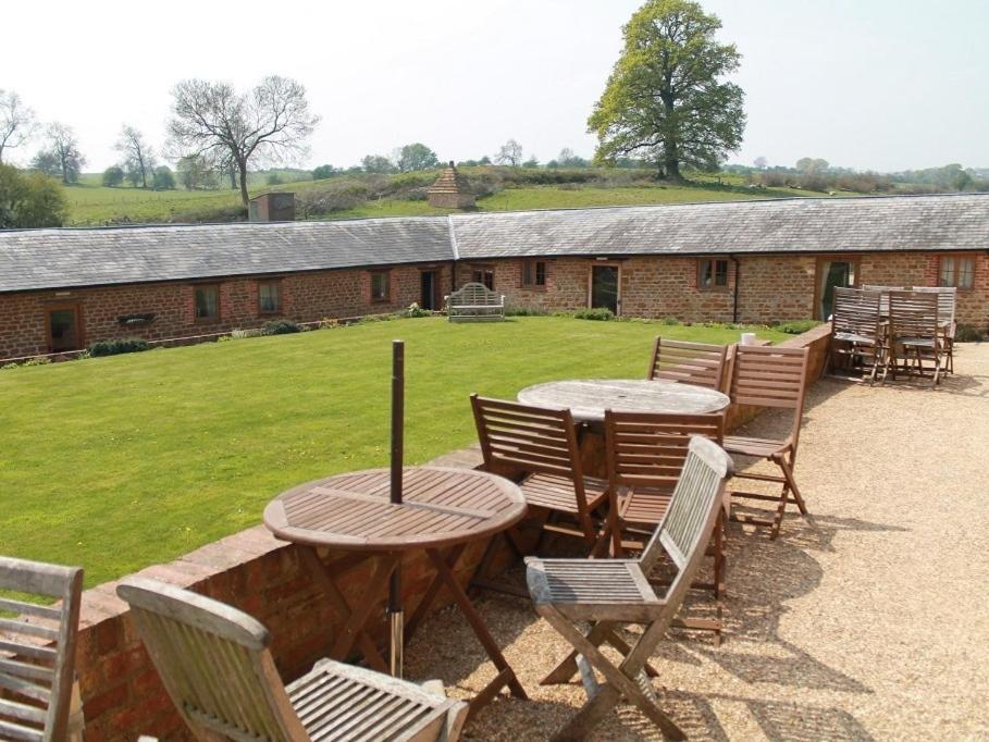 The Granary At Fawsley 4*